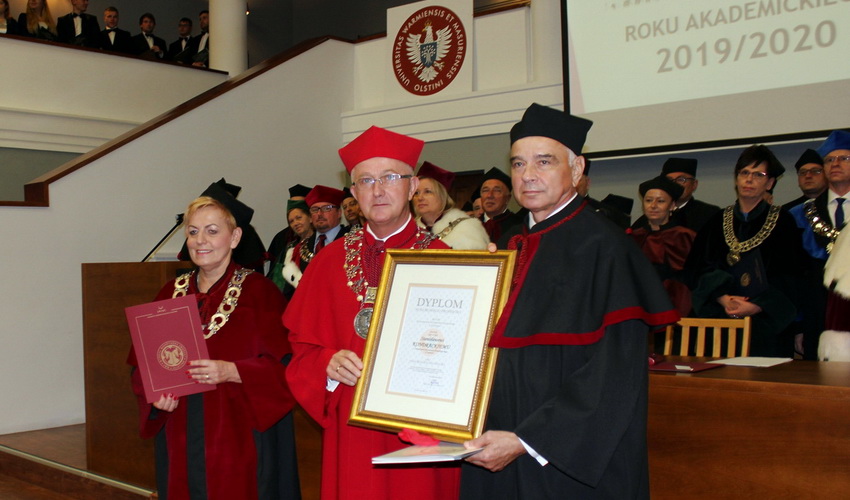 profesor honorowy 01