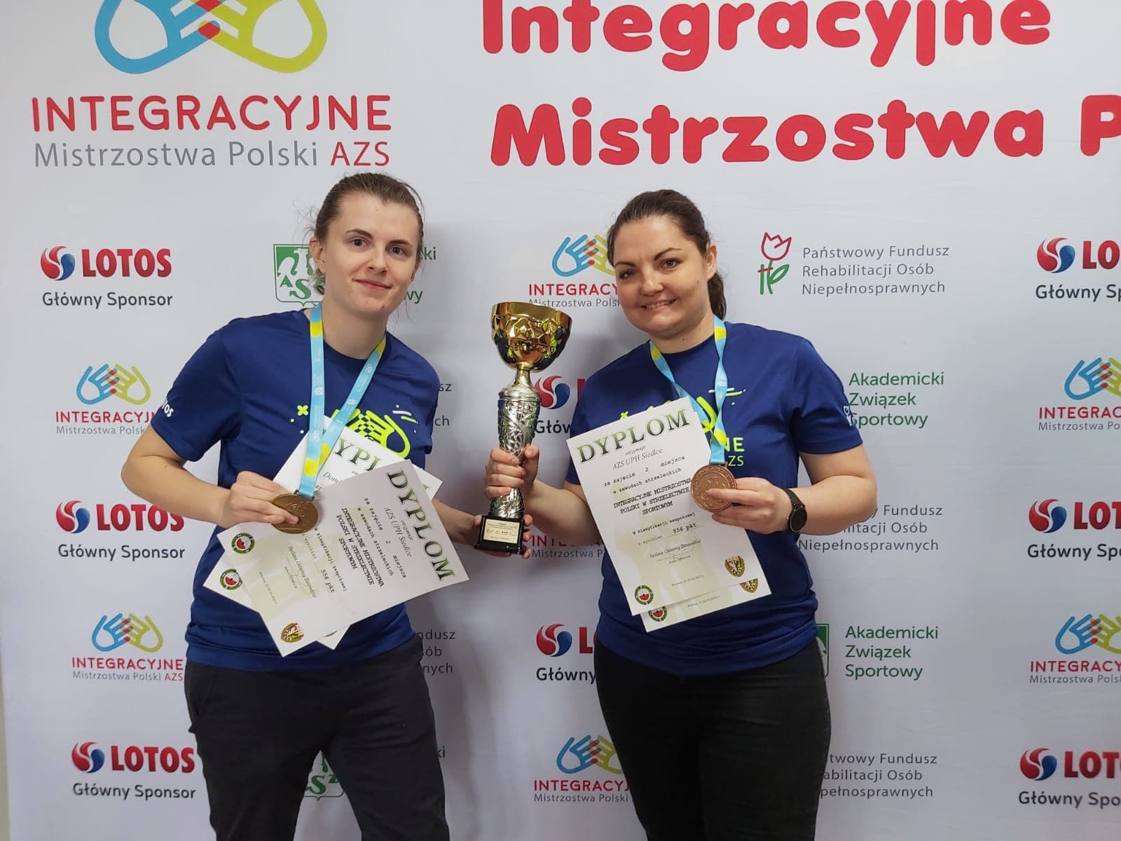 Na zdjęciu Dominika Bartoszuk oraz Agnieszka Ozga